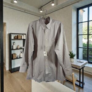 Geoffrey Beene Men’s Gray  Striped Shirt Size 16.5 32/33 Fitted Wrinkle Free